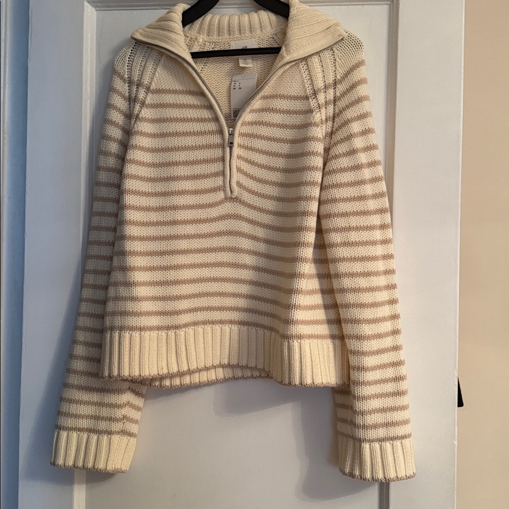H&M - (New!) Cream and beige striped half-zip sweater - size S - Picture 4 of 13